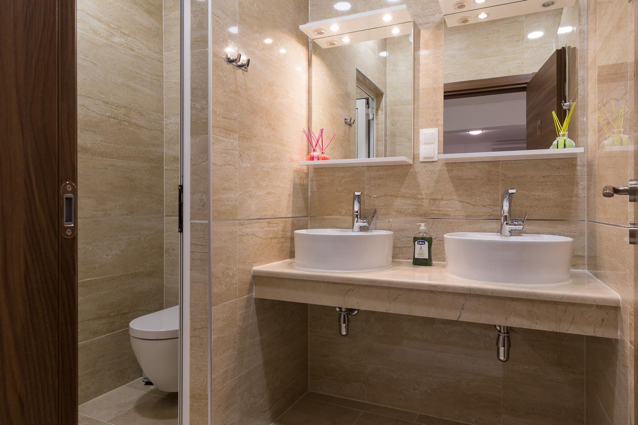 Hostel Free Bird (Adults Only) Dubrovnik Bagian luar foto