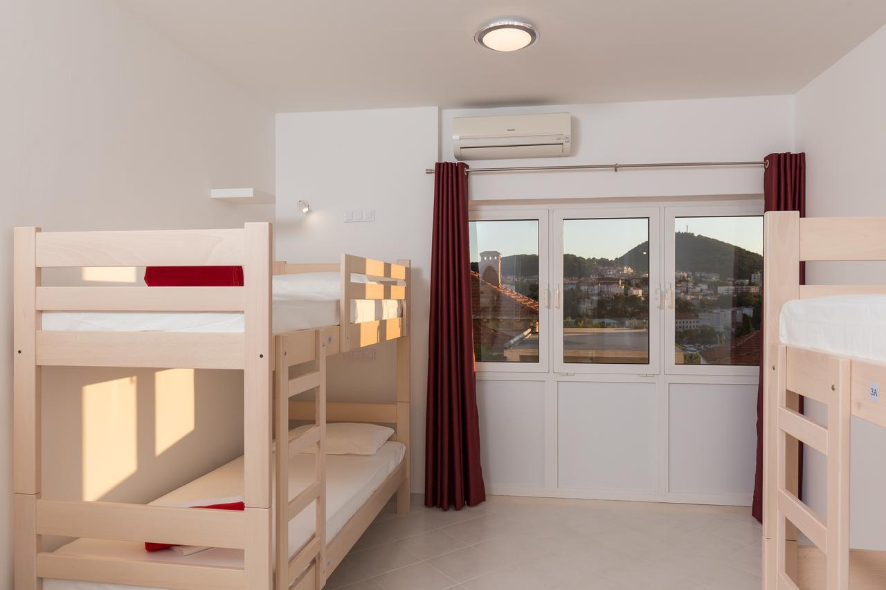 Hostel Free Bird (Adults Only) Dubrovnik Bagian luar foto