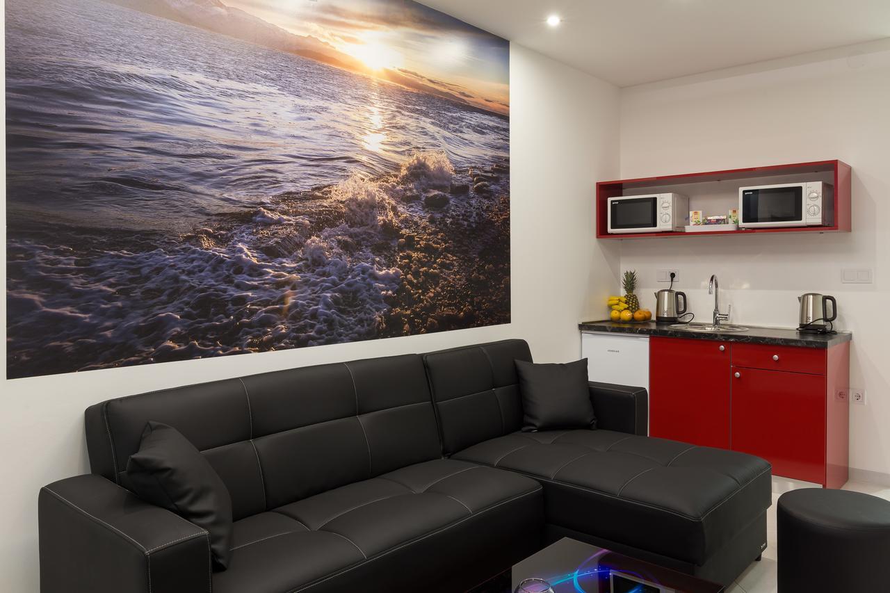 Hostel Free Bird (Adults Only) Dubrovnik Bagian luar foto
