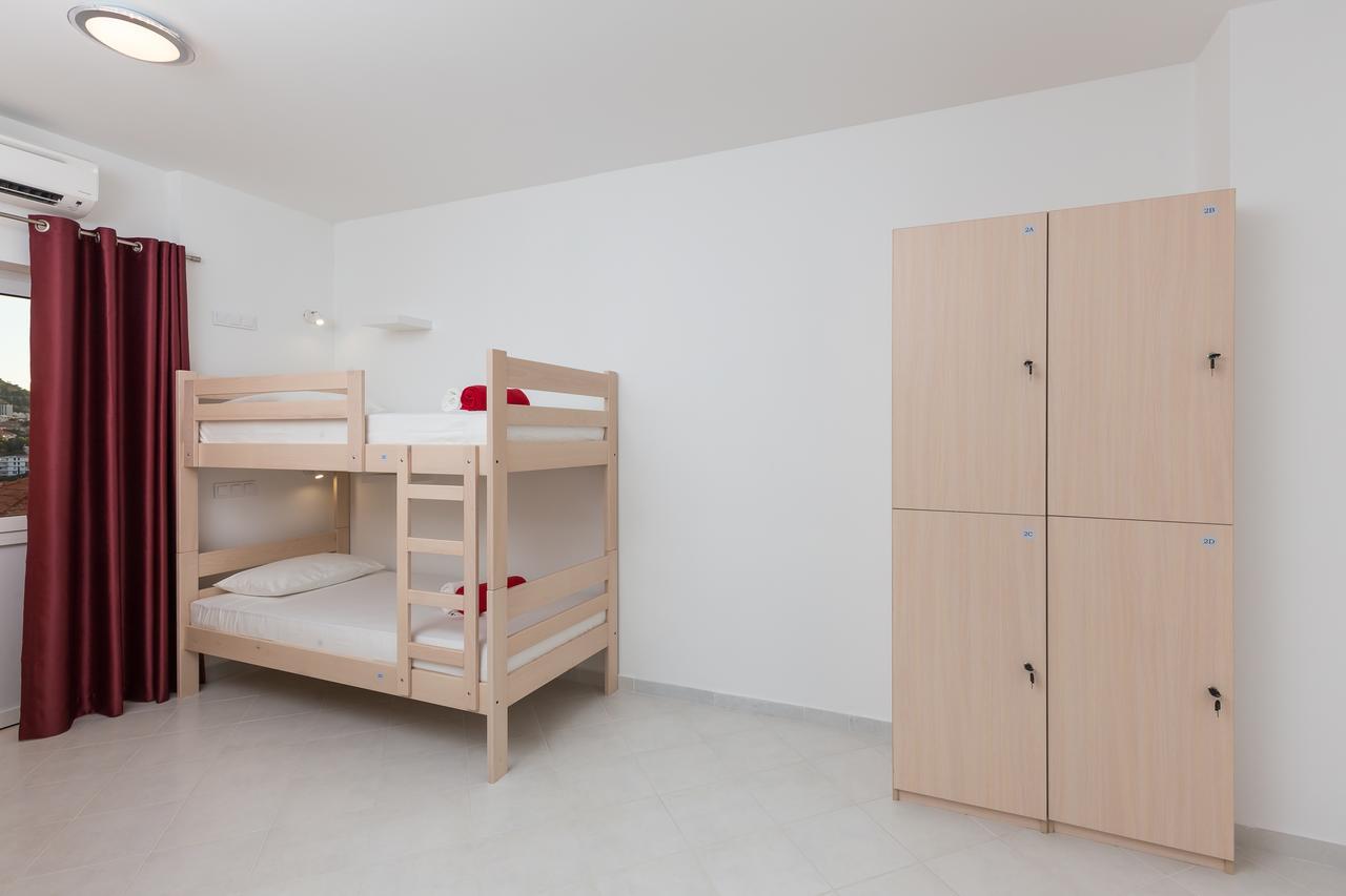 Hostel Free Bird (Adults Only) Dubrovnik Bagian luar foto
