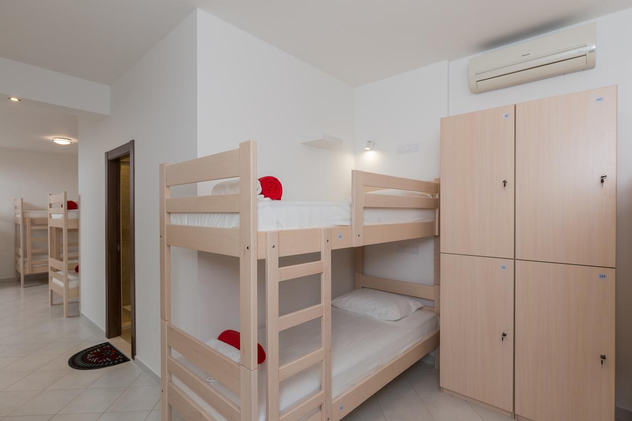 Hostel Free Bird (Adults Only) Dubrovnik Bagian luar foto