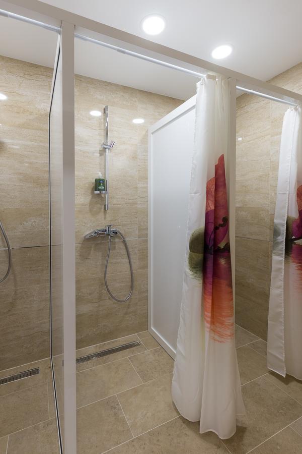 Hostel Free Bird (Adults Only) Dubrovnik Bagian luar foto